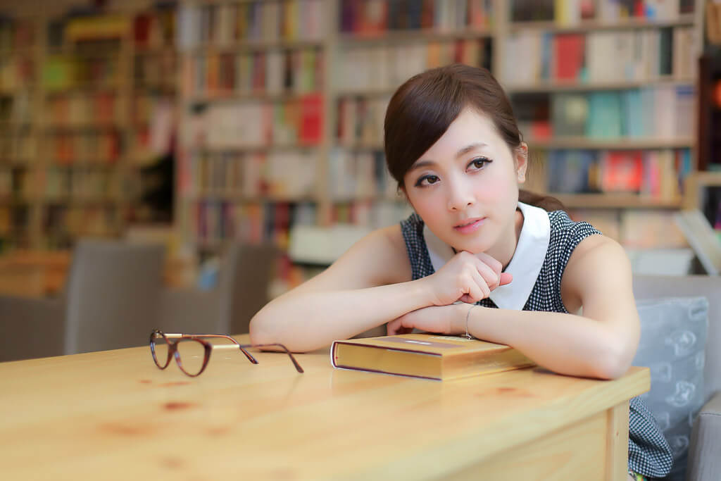 結婚占い元彼と今彼。結婚して幸せにしてくれるのはどっち？ 無料占いマリア